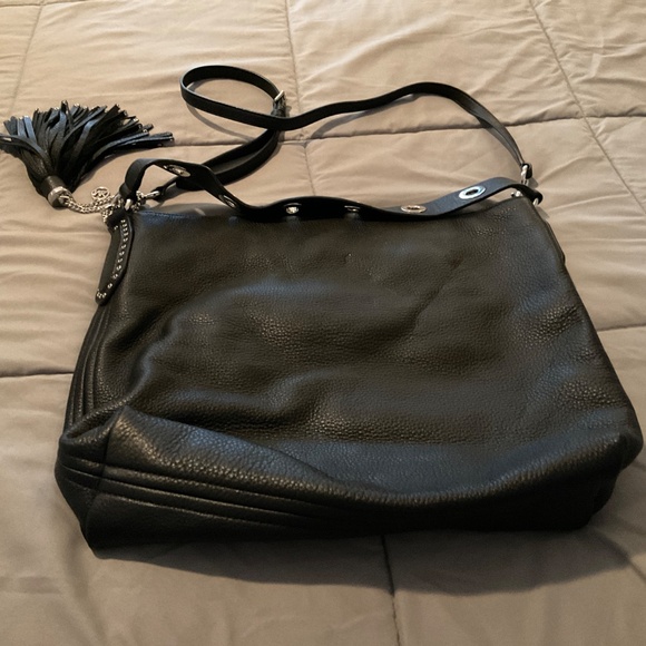 Michael Kors Black Hobo Bag with tassel - Picture 2 of 3